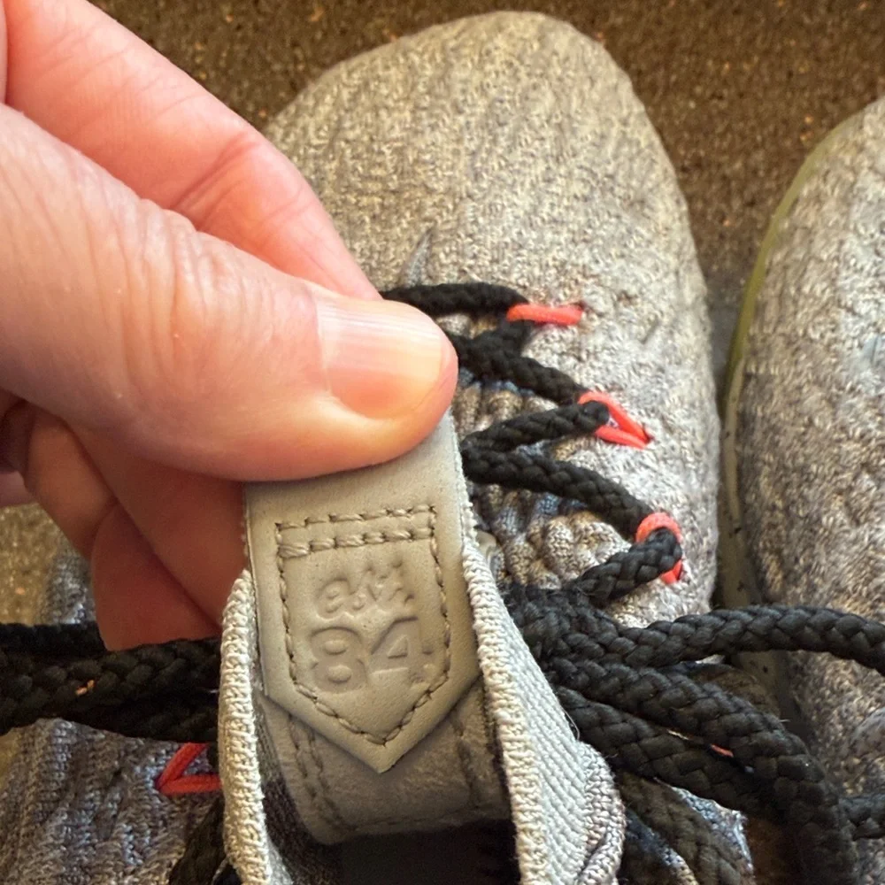 Nike Gray quilted Sneakers with Red Accents - Picture 6 of 11